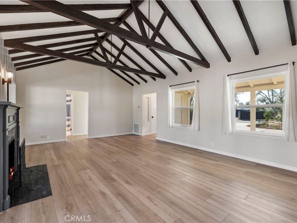 9816 Burnet, North Hills CA 91343