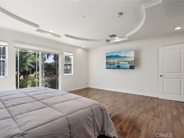 13816 Bessemer Street, Van Nuys CA 91401