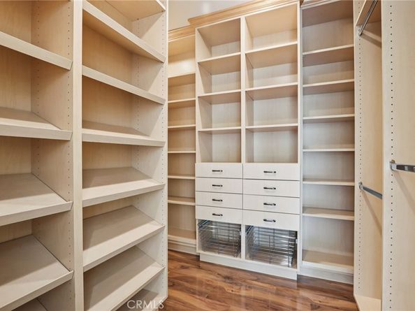 13816 Bessemer Street, Van Nuys CA 91401