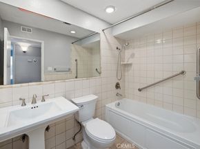 5700 Etiwanda Avenue 154, Tarzana CA 91356
