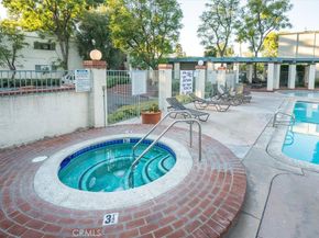 5700 Etiwanda Avenue 154, Tarzana CA 91356