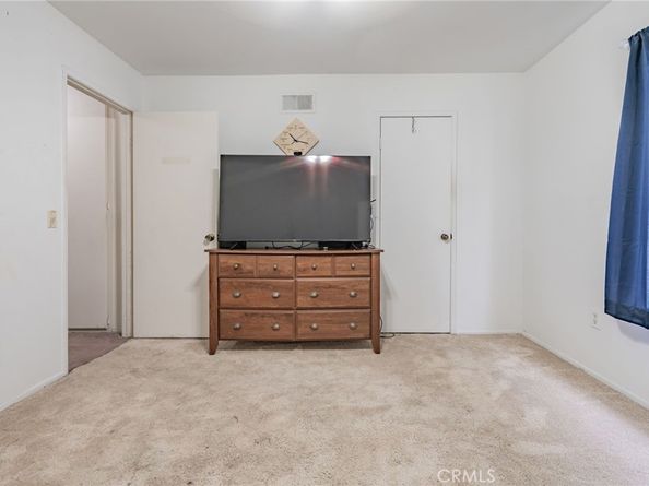 22038 Vanowen Street 113, Woodland Hills CA 91303