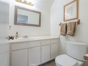 22038 Vanowen Street 113, Woodland Hills CA 91303