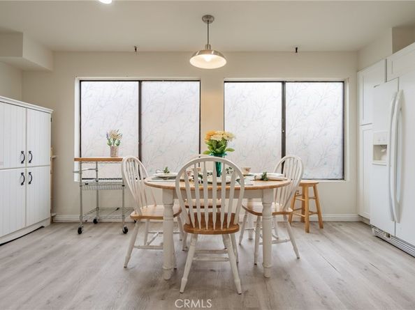 22038 Vanowen Street 113, Woodland Hills CA 91303