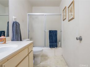 22038 Vanowen Street 113, Woodland Hills CA 91303