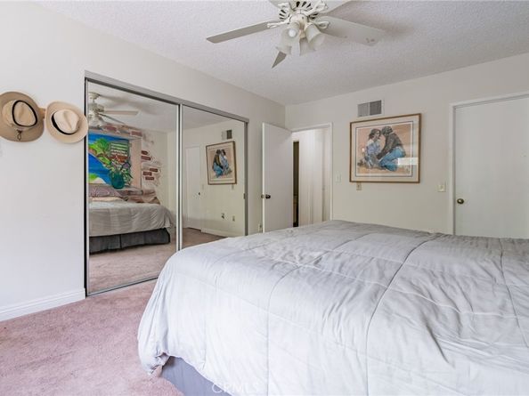 22038 Vanowen Street 113, Woodland Hills CA 91303