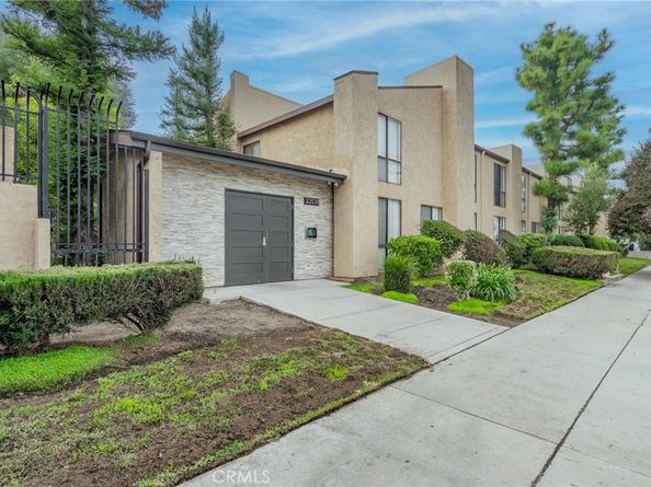 22038 Vanowen Street 113, Woodland Hills CA 91303