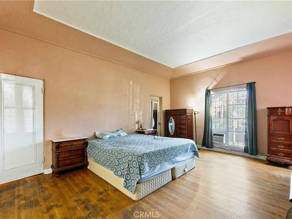 819 S Curson Avenue, Los Angeles CA 90036