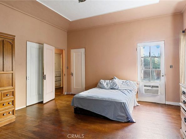 819 S Curson Avenue, Los Angeles CA 90036