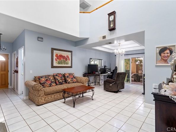 9400 Burnet 117, North Hills CA 91343