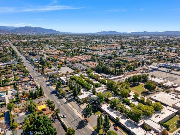 9400 Burnet 117, North Hills CA 91343