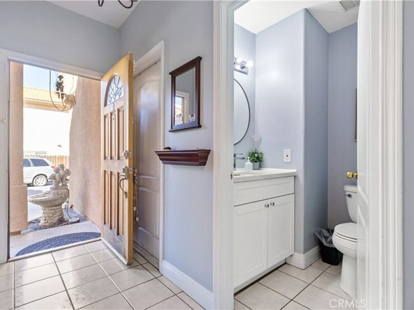 9400 Burnet 117, North Hills CA 91343