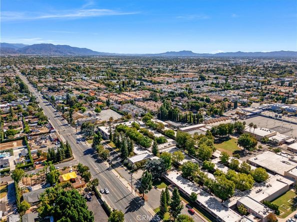 9400 Burnet 117, North Hills CA 91343