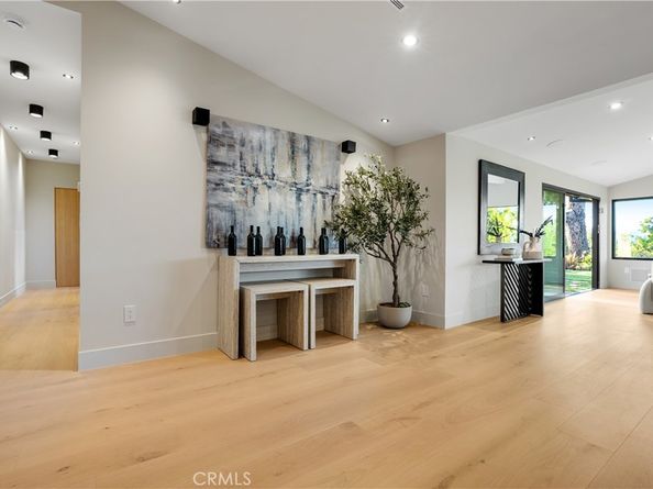 20553 Califa, Woodland Hills CA 91367