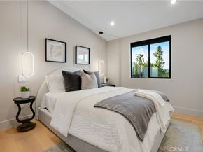 20553 Califa, Woodland Hills CA 91367