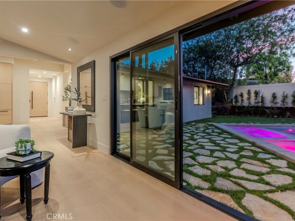 20553 Califa, Woodland Hills CA 91367