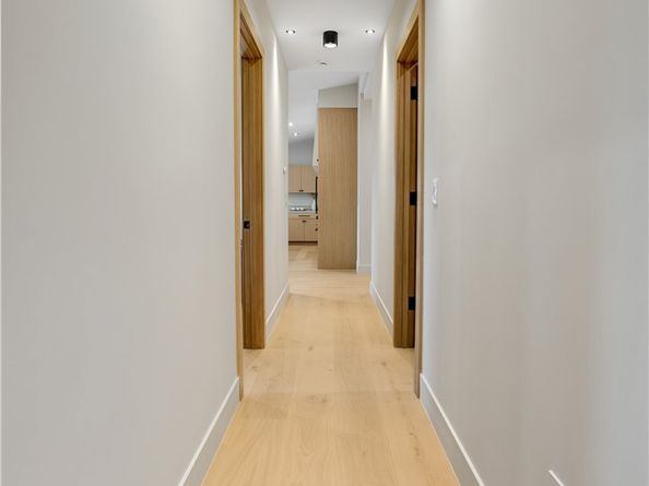 20553 Califa, Woodland Hills CA 91367