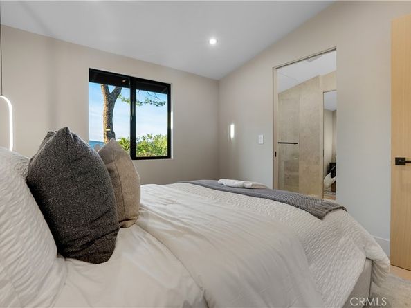 20553 Califa, Woodland Hills CA 91367