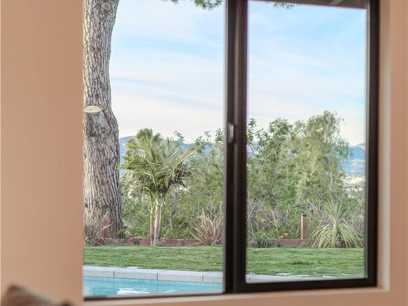 20553 Califa, Woodland Hills CA 91367