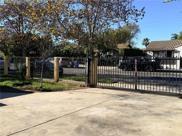 1425 8th Street, San Fernando CA 91340