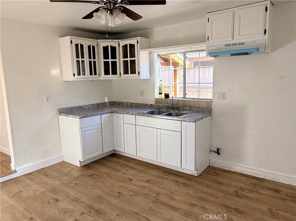 1425 8th Street, San Fernando CA 91340