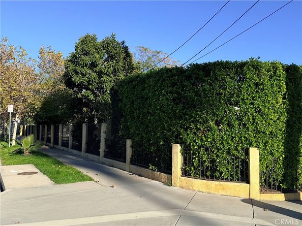 1425 8th Street, San Fernando CA 91340