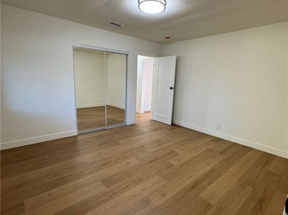 15643 Lassen, North Hills CA 91343