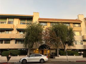 5310 Zelzah 303, Encino CA 91316