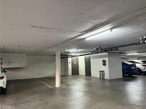 5310 Zelzah 303, Encino CA 91316