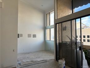 5310 Zelzah 303, Encino CA 91316