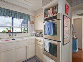 19816 Marilla, Chatsworth CA 91311