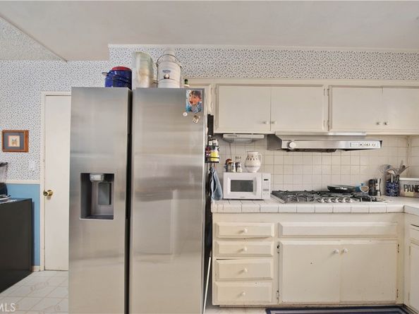 19816 Marilla, Chatsworth CA 91311