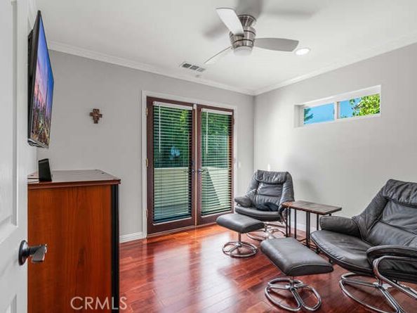 3325 Alginet, Encino CA 91436