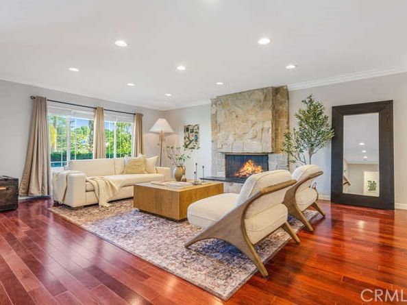 3325 Alginet, Encino CA 91436