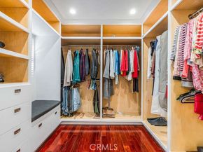 3325 Alginet, Encino CA 91436