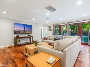 3325 Alginet, Encino CA 91436