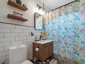 8036 Hazeltine Avenue, Panorama City CA 91402