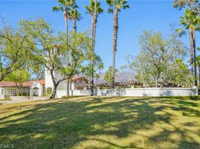 46 Tierra Montanosa, Rancho Santa Margarita CA 92688