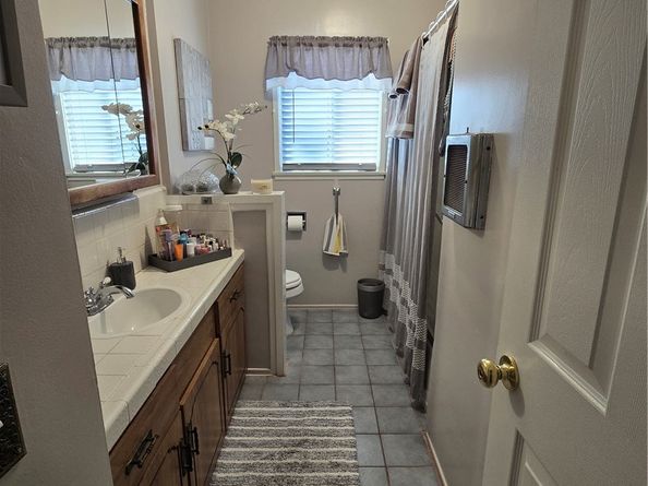 10957 Chanera, Inglewood CA 90303