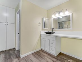 8650 Gulana C1056, Playa Del Rey CA 90293