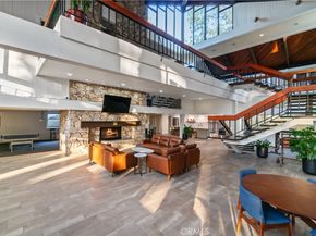 8650 Gulana C1056, Playa Del Rey CA 90293