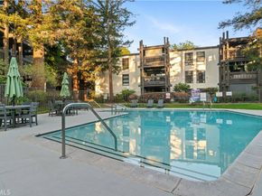 8650 Gulana C1056, Playa Del Rey CA 90293