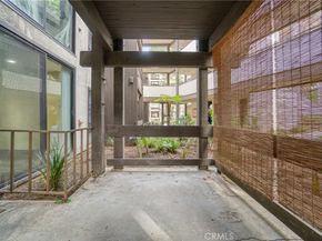 8650 Gulana C1056, Playa Del Rey CA 90293