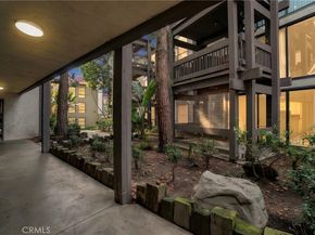 8650 Gulana C1056, Playa Del Rey CA 90293