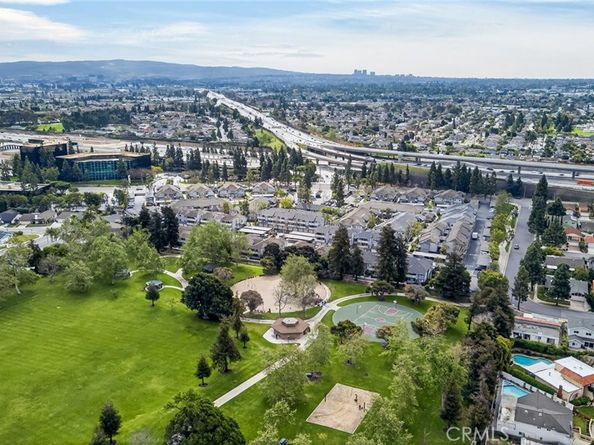 1100 Tulare, Costa Mesa CA 92626