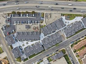 213 Aviation Place, Manhattan Beach CA 90266