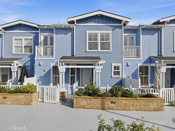 213 Aviation Place, Manhattan Beach CA 90266