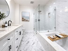 213 Aviation Place, Manhattan Beach CA 90266