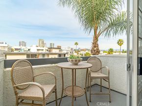 10650 Kinnard, Los Angeles CA 90024