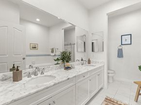 10650 Kinnard, Los Angeles CA 90024